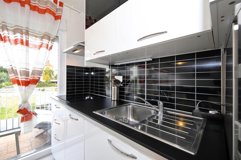 Apartments Matkovic Sveti Filip i Jakov Extérieur photo